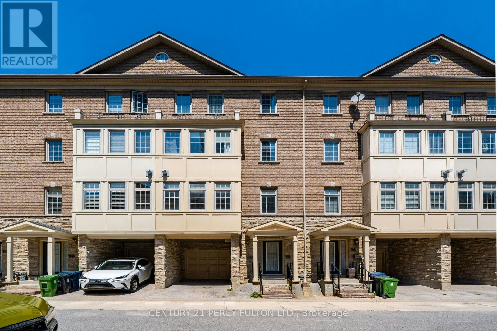 15-22 William Poole Way, Toronto, ON, M2N 7A7