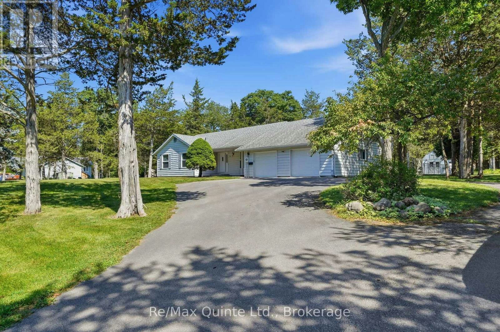 1076 Massassauga Road, Prince Edward County, ON, K8N 4Z7