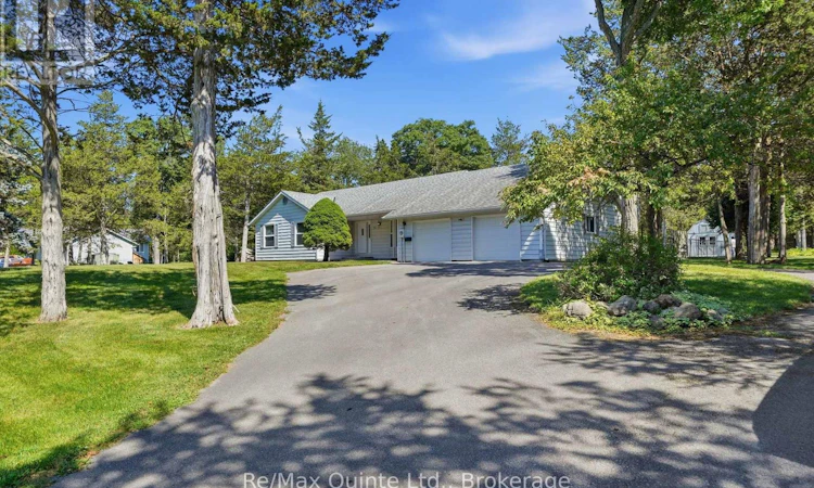 1076 Massassauga Road