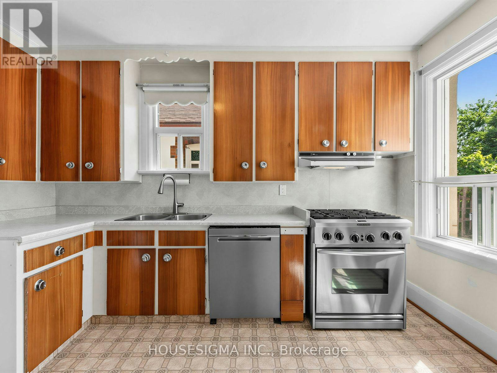 491 Hopewell Avenue, Toronto, ON, M6E 2S5 - 15