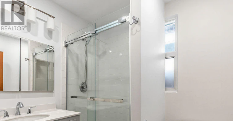491 Hopewell Avenue, Toronto, ON, M6E 2S5 - 3