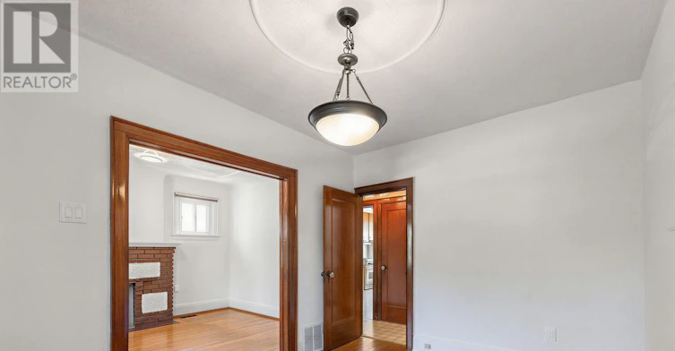 491 Hopewell Avenue, Toronto, ON, M6E 2S5 - 6