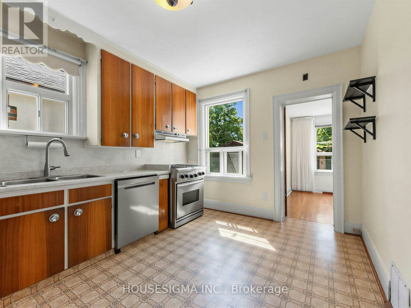 491 Hopewell Avenue, Toronto, ON, M6E 2S5 - 9