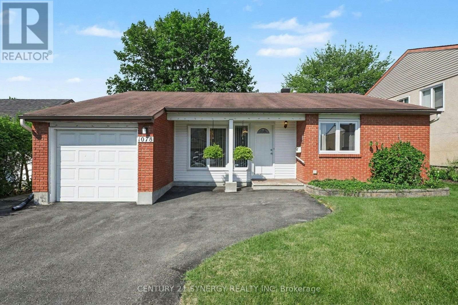 1078 Alenmede Crescent, Ottawa, ON, K2B 8H3