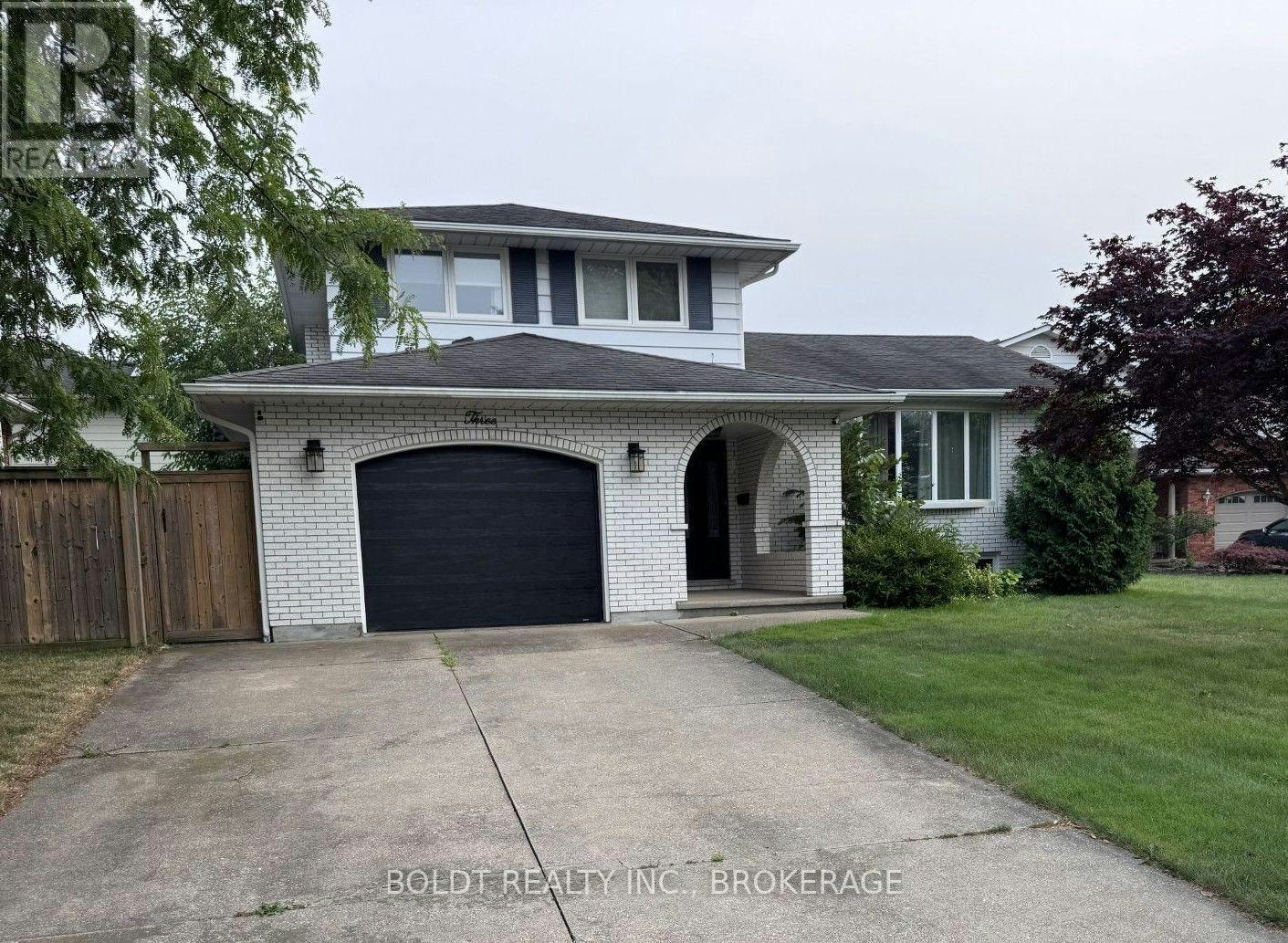 3 Wendover Place, St. Catharines, ON, L2N 6T9