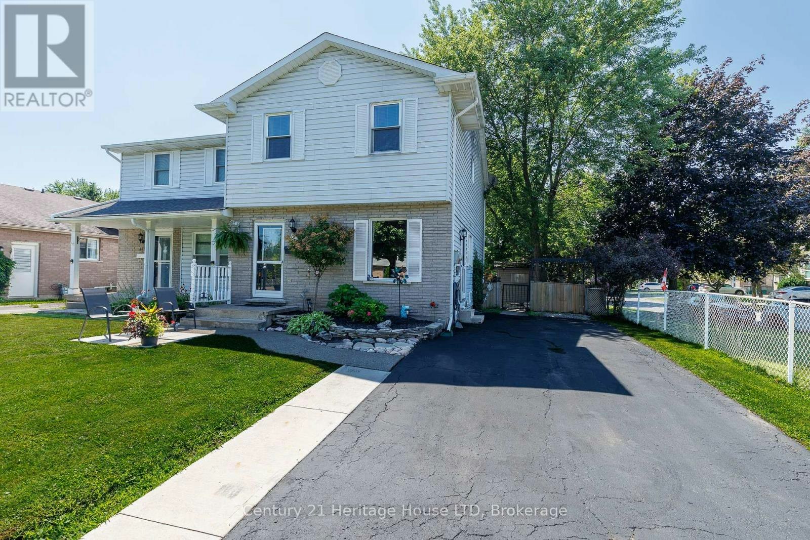 6477 Malibu Drive, Niagara Falls, ON, L2H 2W4