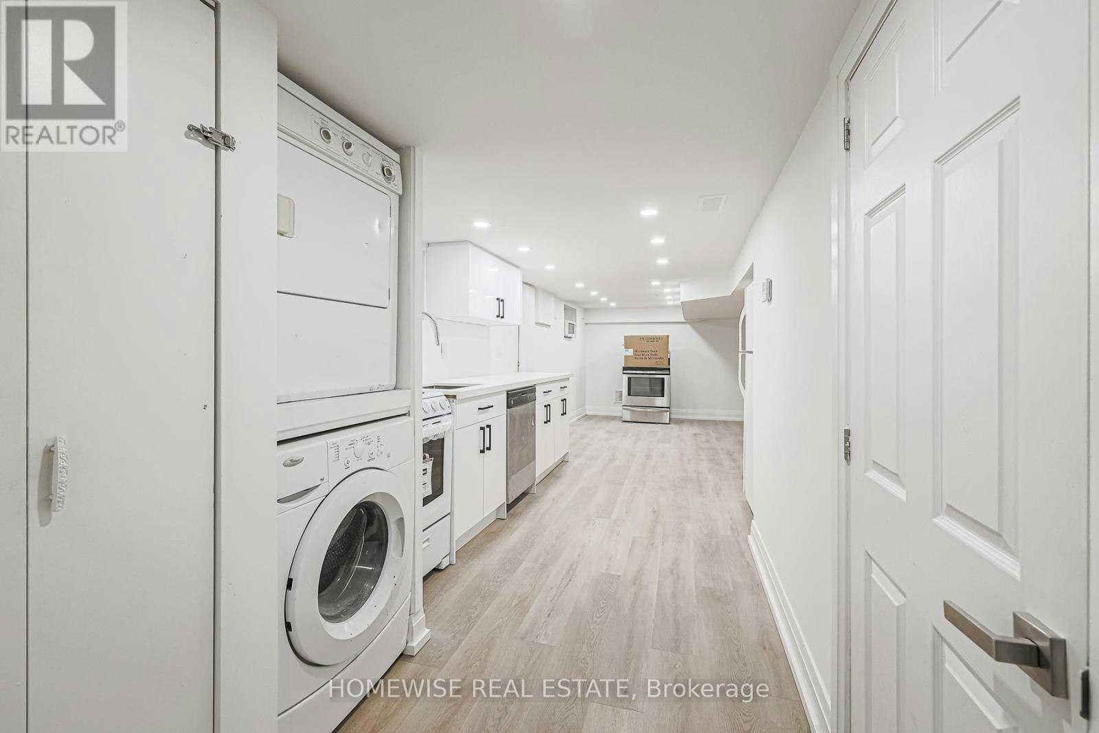 LOWER-81 Shields Avenue, Toronto, ON, M5N 2K3 - 18