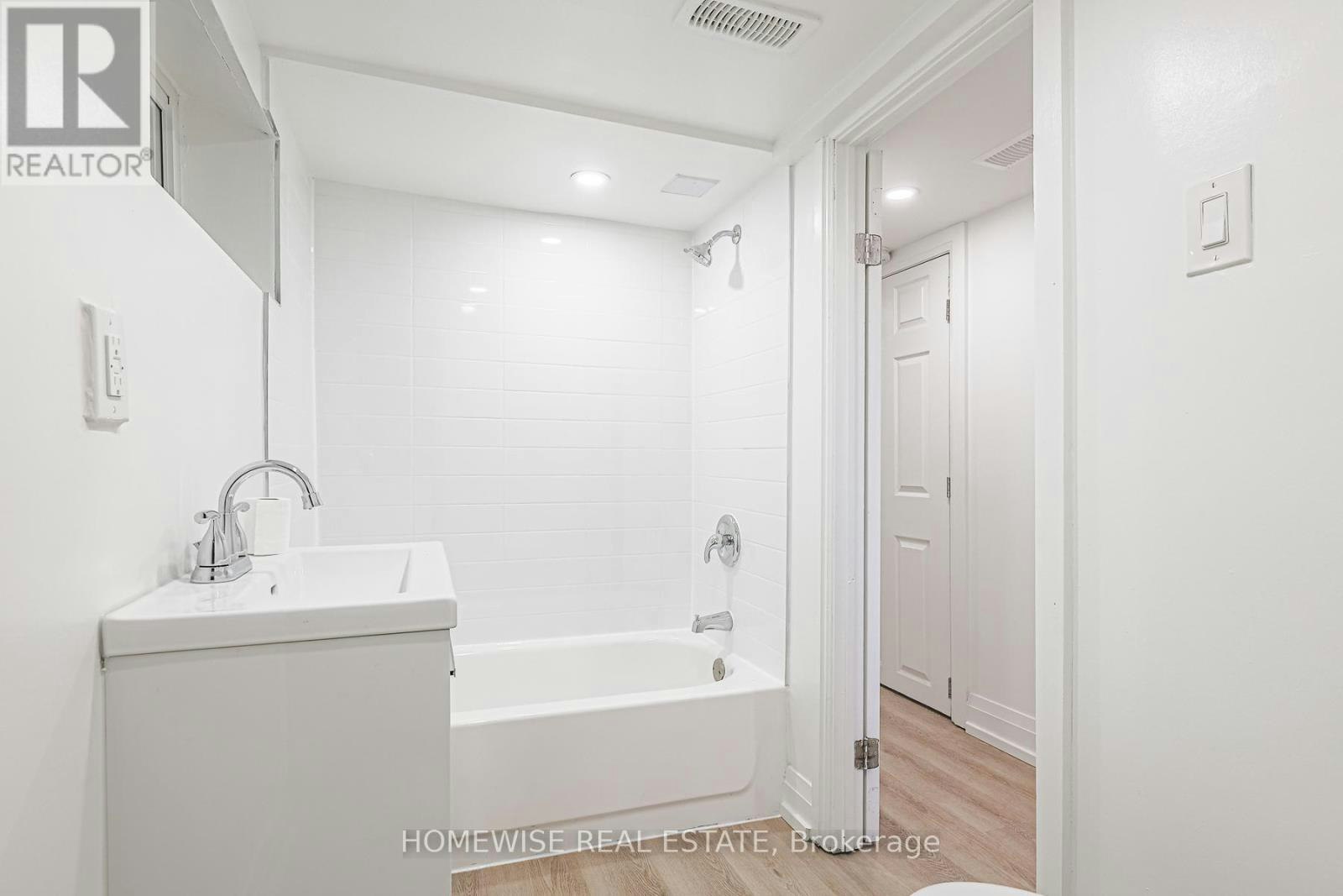 LOWER-81 Shields Avenue, Toronto, ON, M5N 2K3 - 8