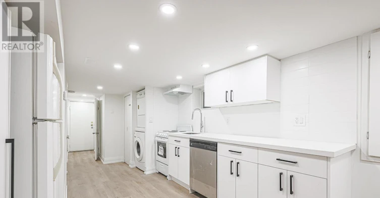 LOWER-81 Shields Avenue, Toronto, ON, M5N 2K3 - 6