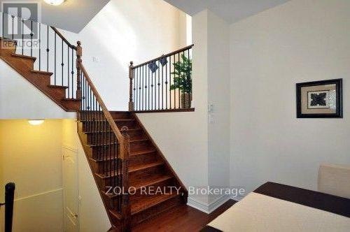 16-584 Tapestry Lane, Newmarket, ON, L3X 3C9 - 3