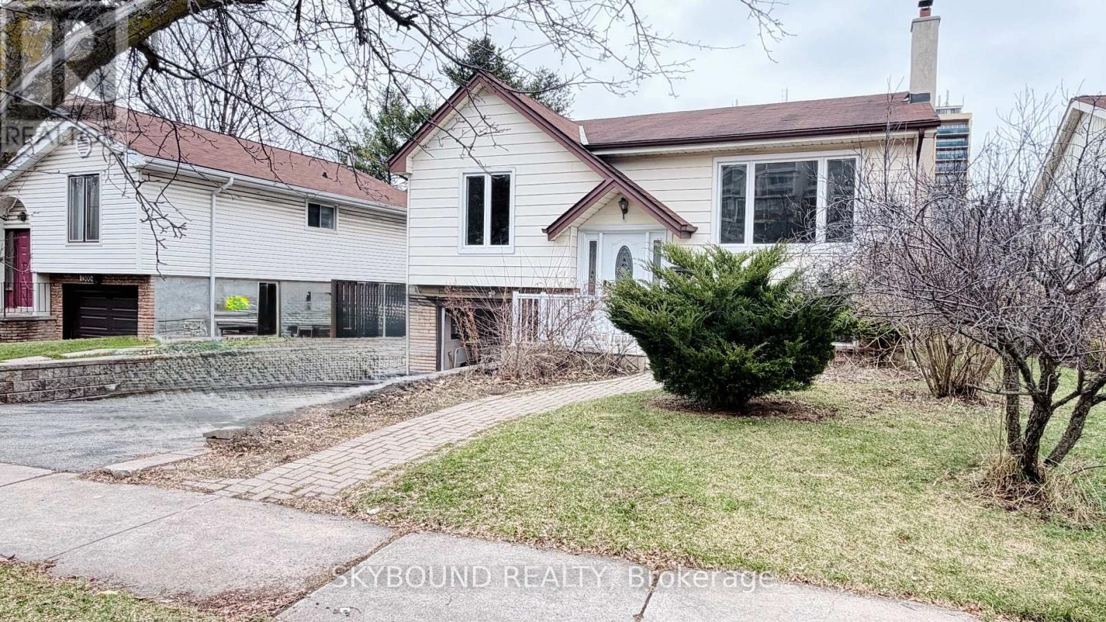 1298 Forest Hill, Oakville, ON, L6H 2S4