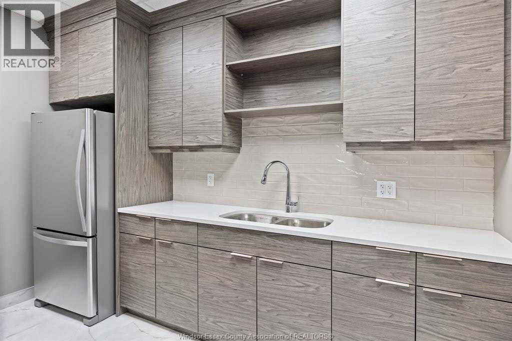 102-11870 Tecumseh Road East, Tecumseh, ON, N8N 0J5 - 35