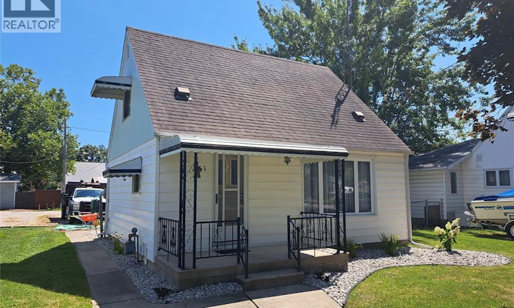 51 Crawford Avenue