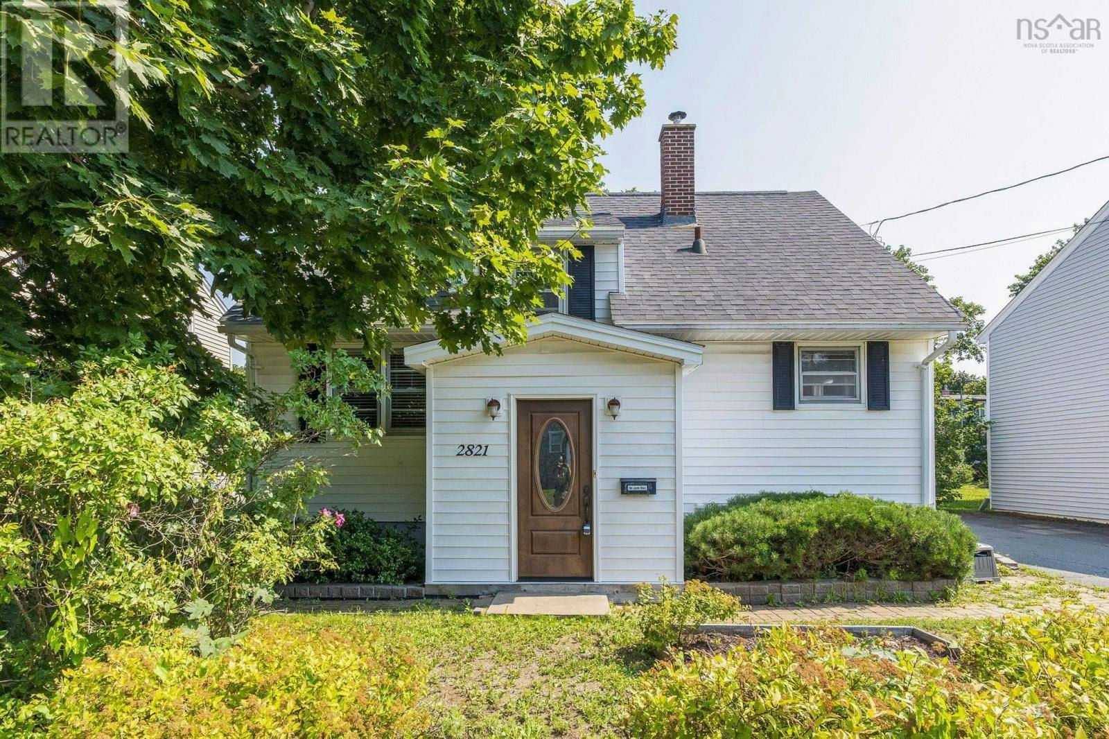 2821 Ralph Devlin Drive, Halifax, NS, B3L 3T2