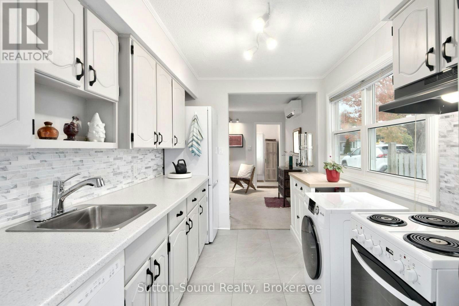 785 7th Street E, Owen Sound, ON, N4K 1J8 - 11