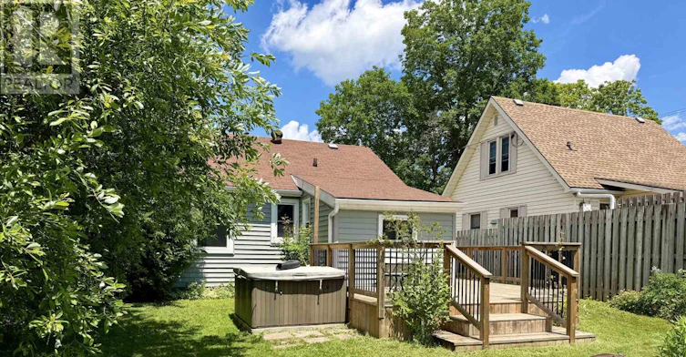 785 7th Street E, Owen Sound, ON, N4K 1J8 - 27