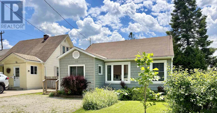785 7th Street E, Owen Sound, ON, N4K 1J8 - 2