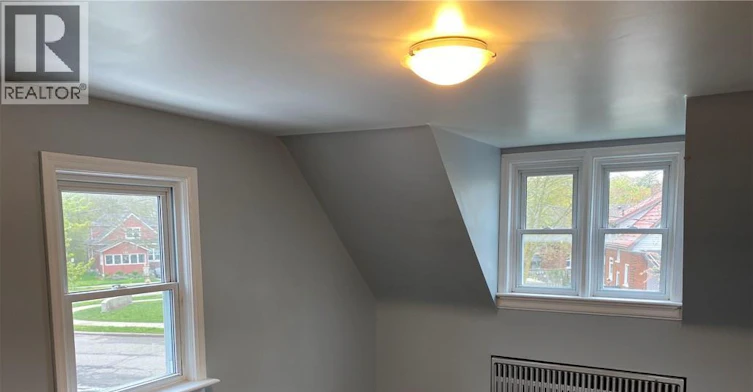 49 West Avenue, Kitchener, ON, N2M 1X4 - 12