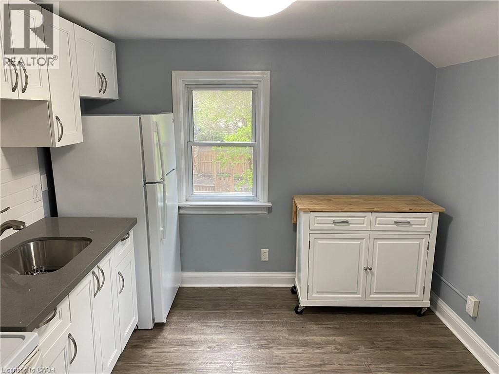 49 West Avenue, Kitchener, ON, N2M 1X4 - 14