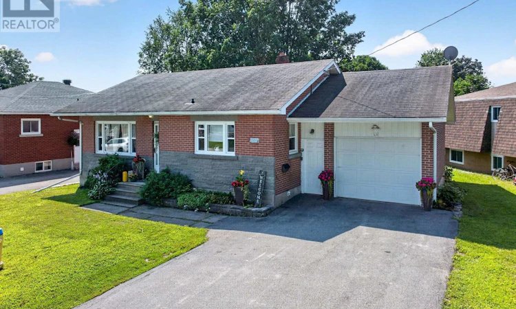 26 Mclean Boulevard