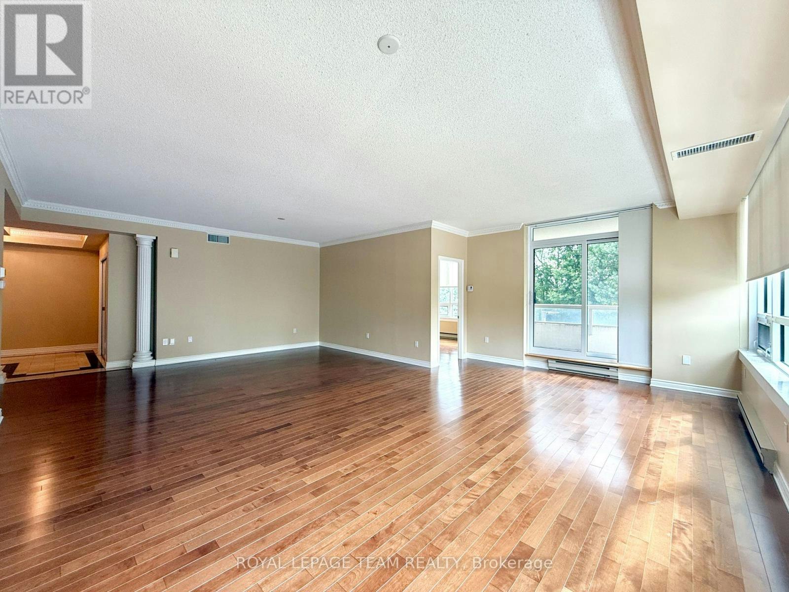 205-1480 Riverside Drive, Ottawa, ON, K1G 5H2 - 6