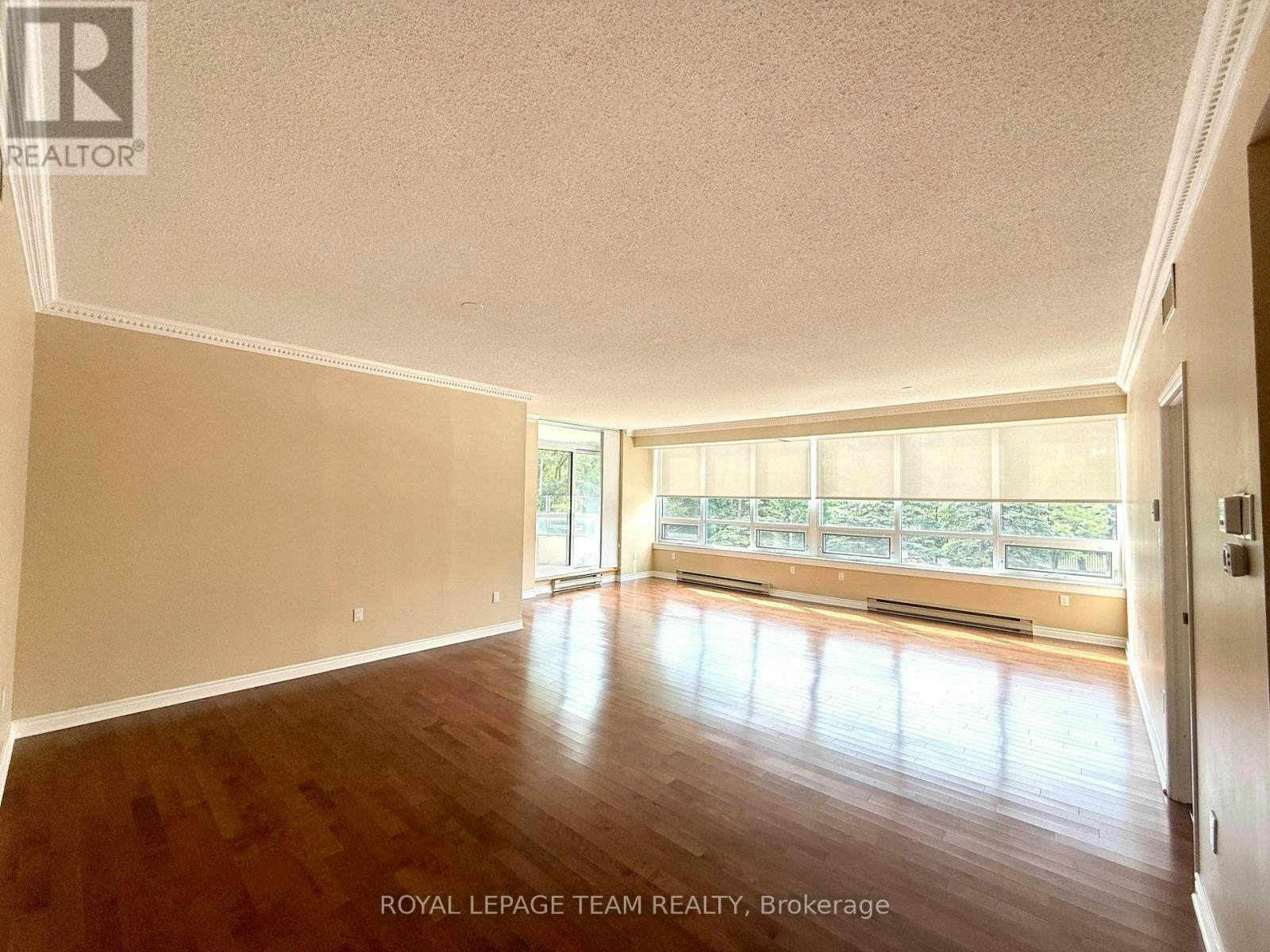 205-1480 Riverside Drive, Ottawa, ON, K1G 5H2 - 4