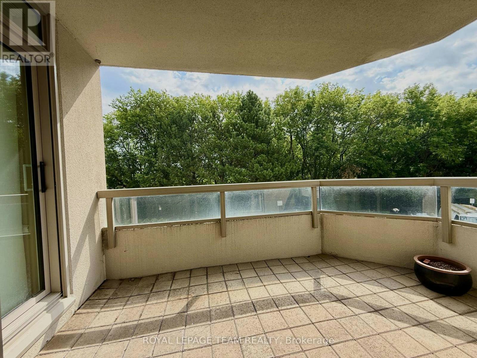 205-1480 Riverside Drive, Ottawa, ON, K1G 5H2 - 22