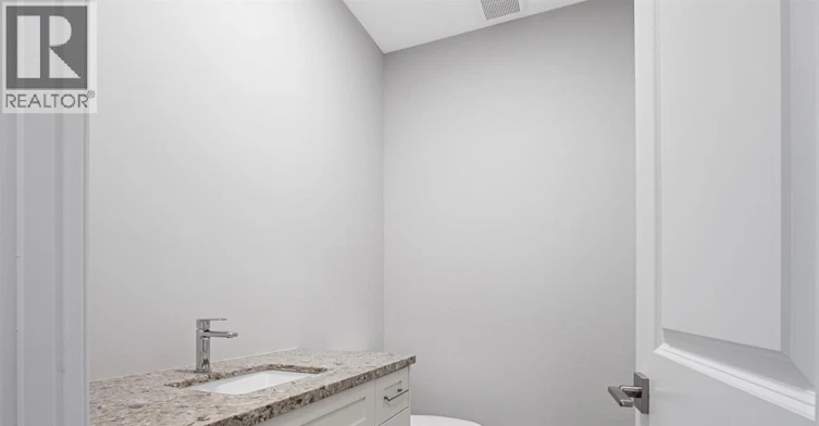 113 Eagle Street, Leamington, ON, N8H 0G5 - 3