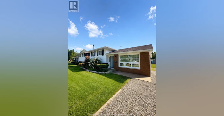 1860 Service Road, Kingsville, ON, N0P 2G0