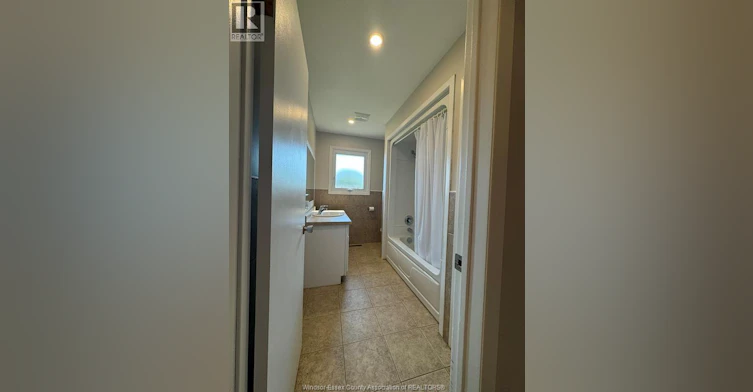 1860 Service Road, Kingsville, ON, N0P 2G0 - 11