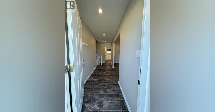 1860 Service Road, Kingsville, ON, N0P 2G0 - 3