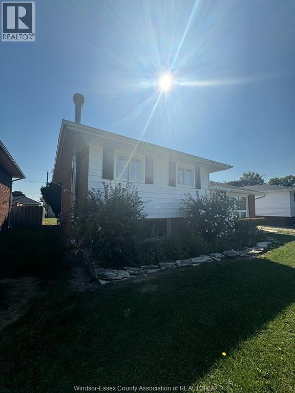 1860 Service Road, Kingsville, ON, N0P 2G0 - 29