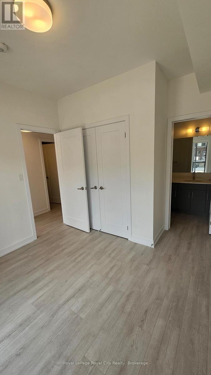 60-42 Lowes Road W, Guelph, ON, N1G 0H6 - 13