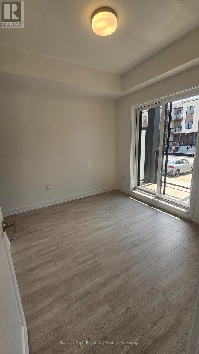 60-42 Lowes Road W, Guelph, ON, N1G 0H6 - 12