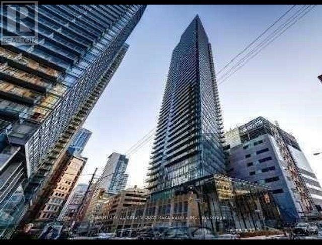 3005-832 Bay Street, Toronto, ON, M5S 1Z6