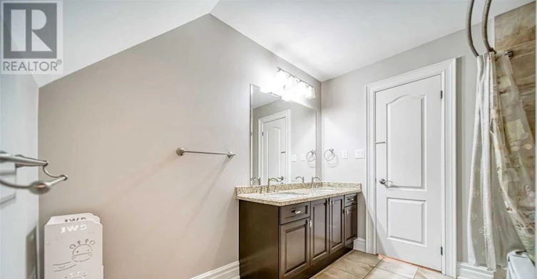 18 Soleil Boulevard, Aurora, ON, L4G 0H4 - 15