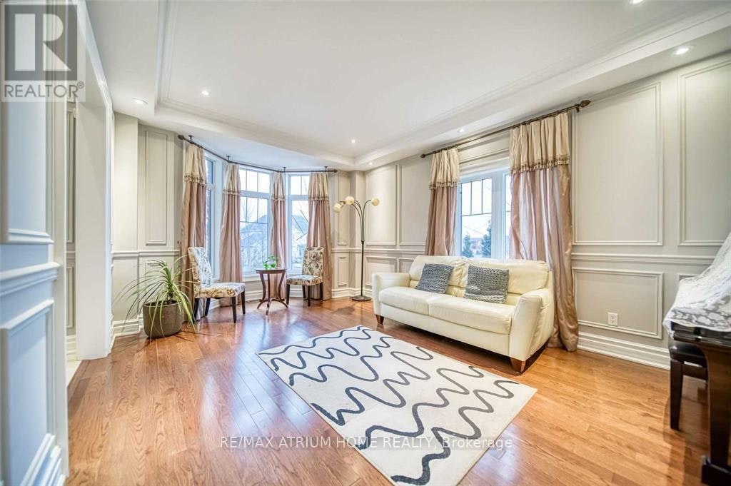 18 Soleil Boulevard, Aurora, ON, L4G 0H4 - 9