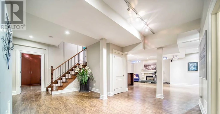 18 Soleil Boulevard, Aurora, ON, L4G 0H4 - 10