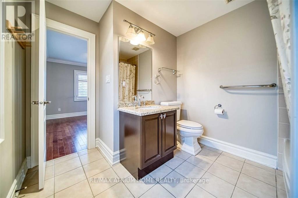 18 Soleil Boulevard, Aurora, ON, L4G 0H4 - 13