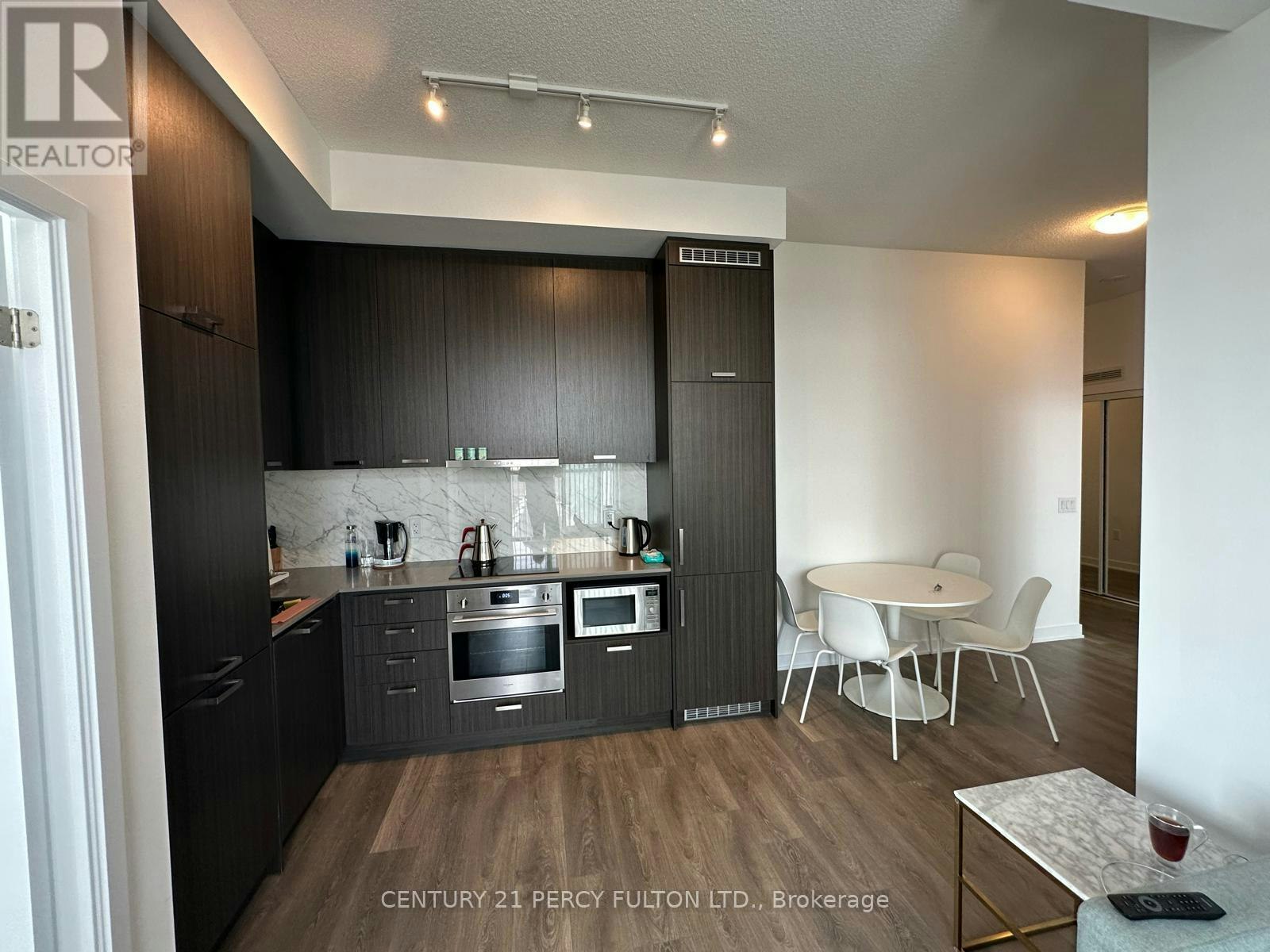 512-10 Honeycrisp Crescent, Vaughan, ON, L4K 0M7 - 26