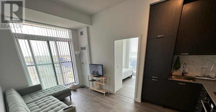 512-10 Honeycrisp Crescent, Vaughan, ON, L4K 0M7 - 20