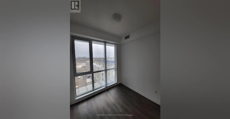 512-10 Honeycrisp Crescent, Vaughan, ON, L4K 0M7 - 14