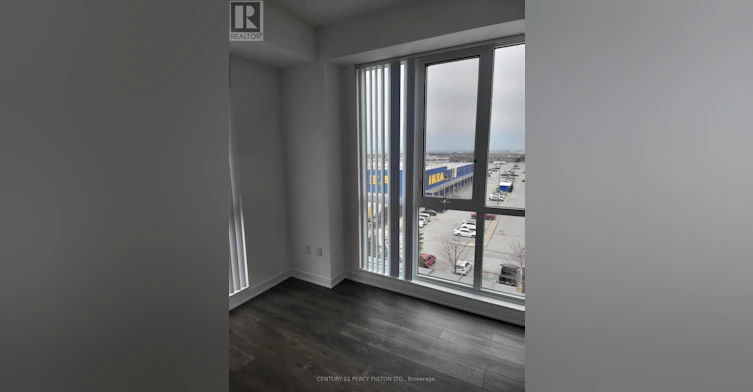 512-10 Honeycrisp Crescent, Vaughan, ON, L4K 0M7 - 9