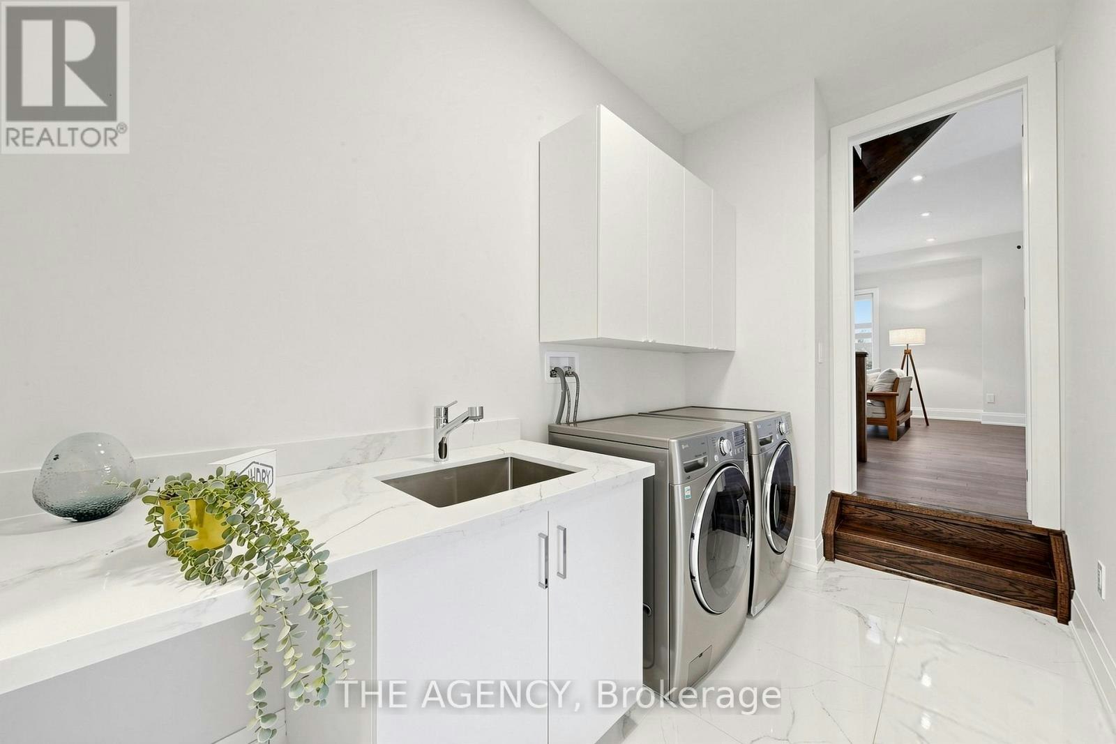 32 Conger Street, Vaughan, ON, L6A 1S2 - 18
