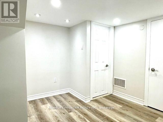 BSMNT-981 Davis Drive, Newmarket, ON, L3Y 2R7 - 5