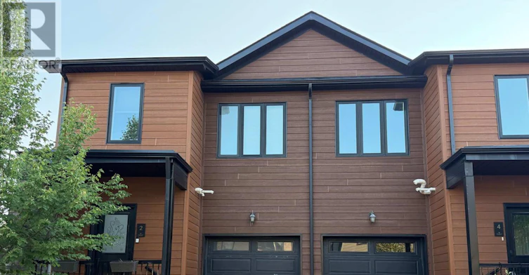2 Stonehart Lane, Barrie, ON, L4M 7E8