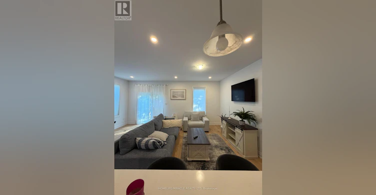 2 Stonehart Lane, Barrie, ON, L4M 7E8 - 4