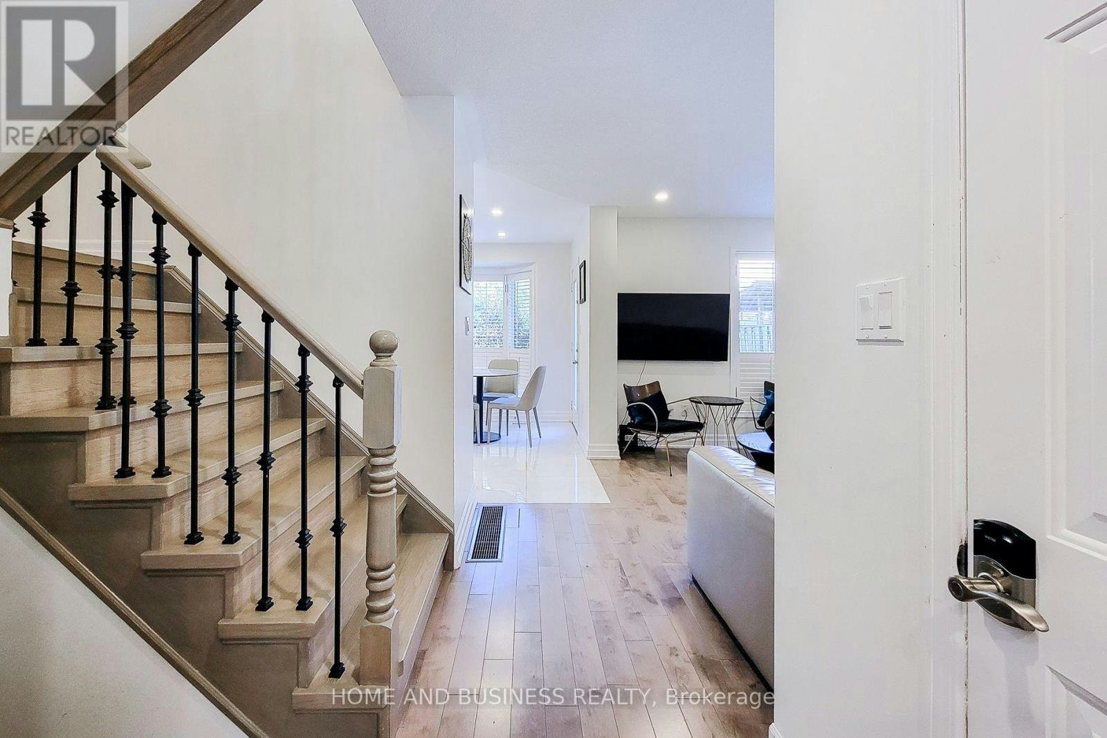 2374 Baintree Crescent, Oakville, ON, L6M 4X1 - 7