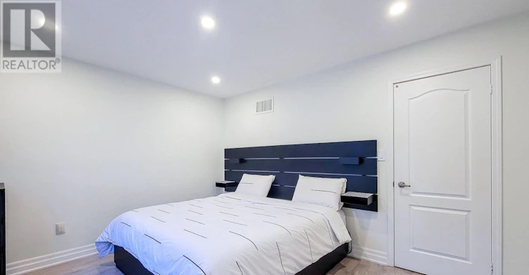 2374 Baintree Crescent, Oakville, ON, L6M 4X1 - 18