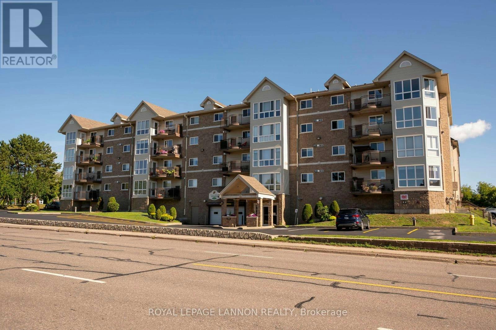 101-620 Red River Road, Thunder Bay, ON, P7E 6S1